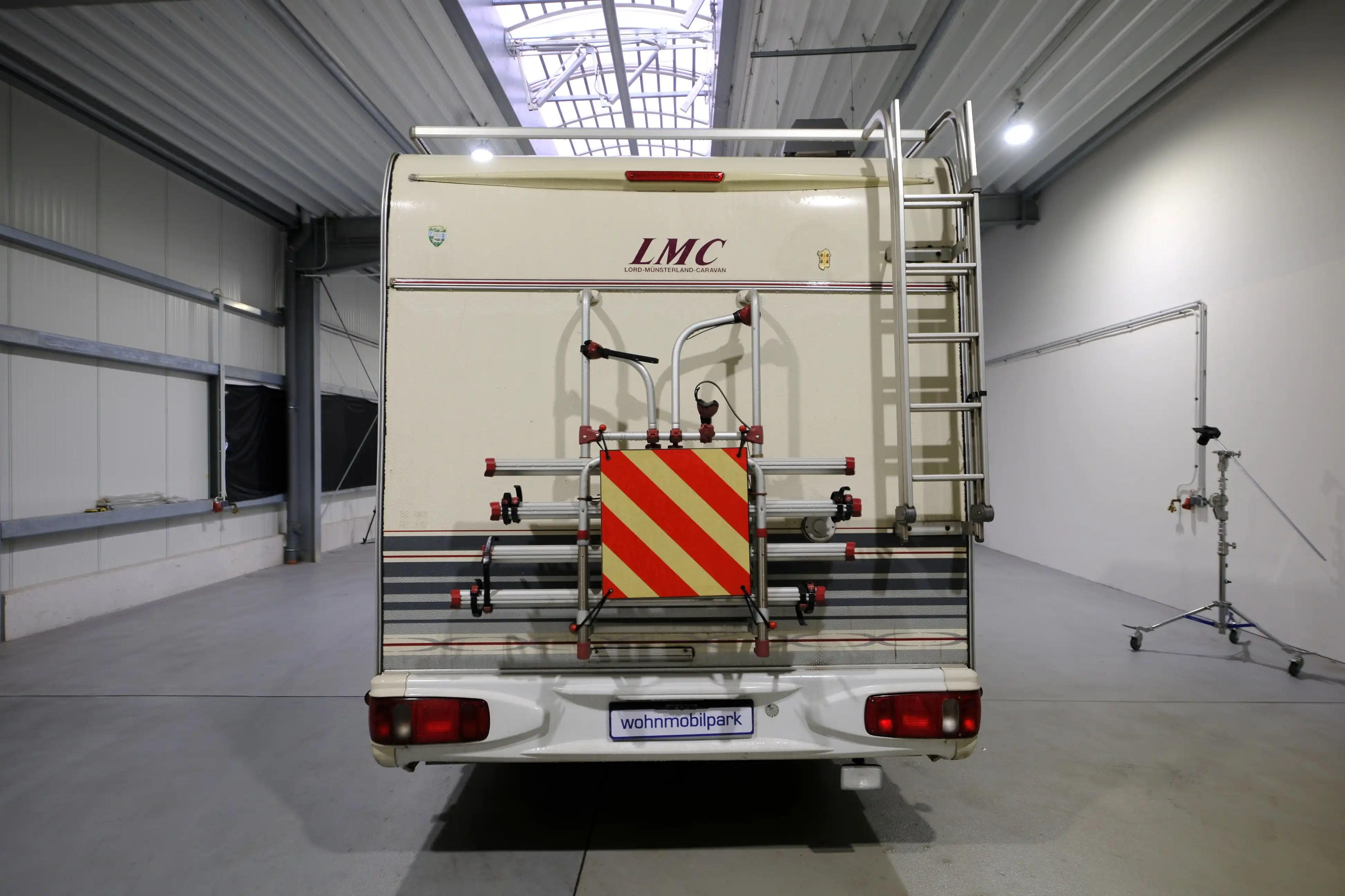 LMC Liberty A 6400 M